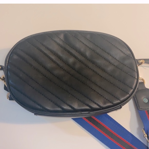 Express Purse - Picture 8 of 11